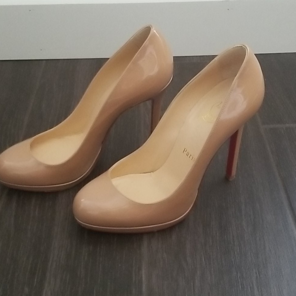 Authentic Christian Louboutin nude heels